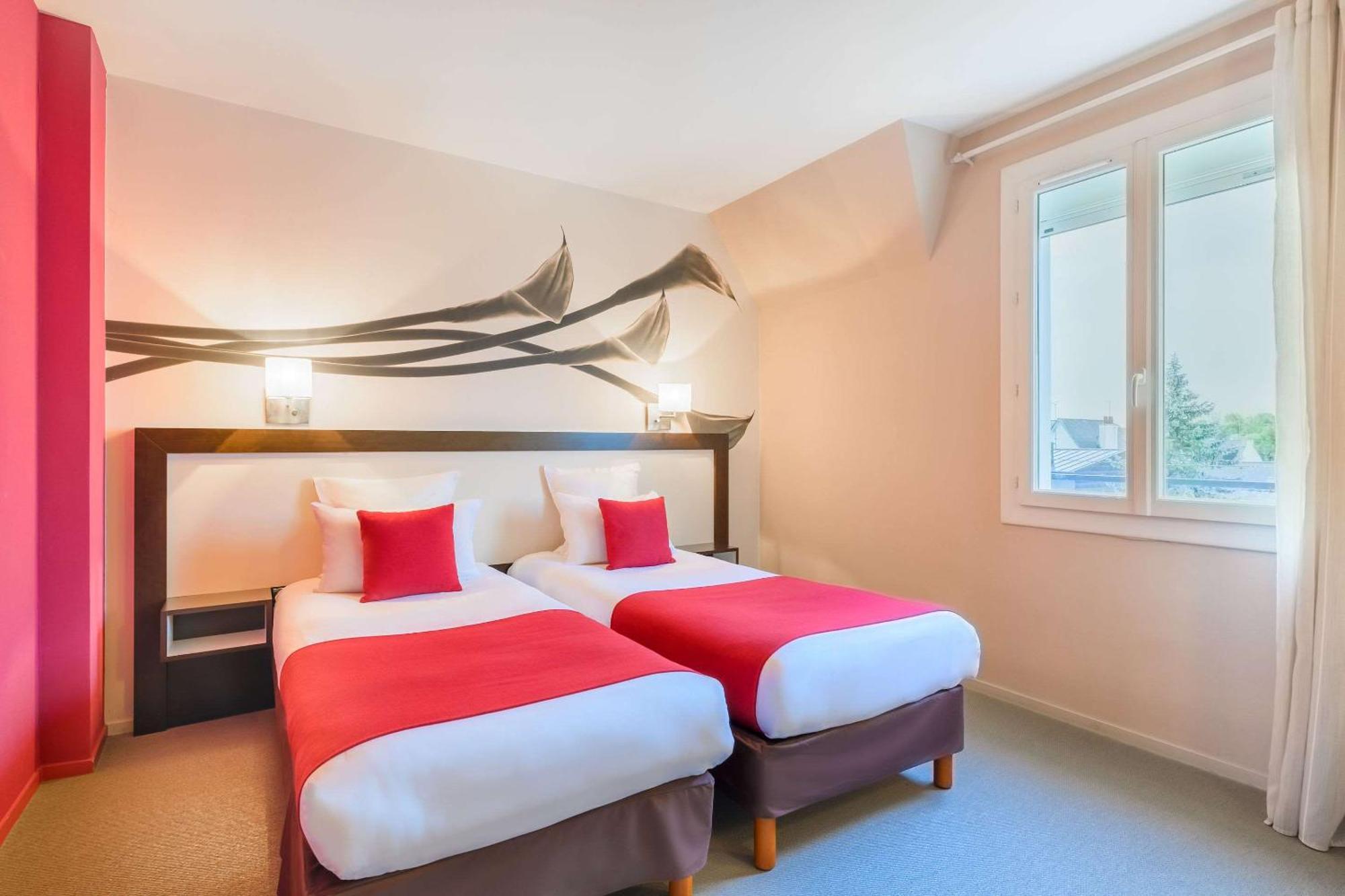 Quality Hotel La Marebaudiere Vannes Centre Exterior foto