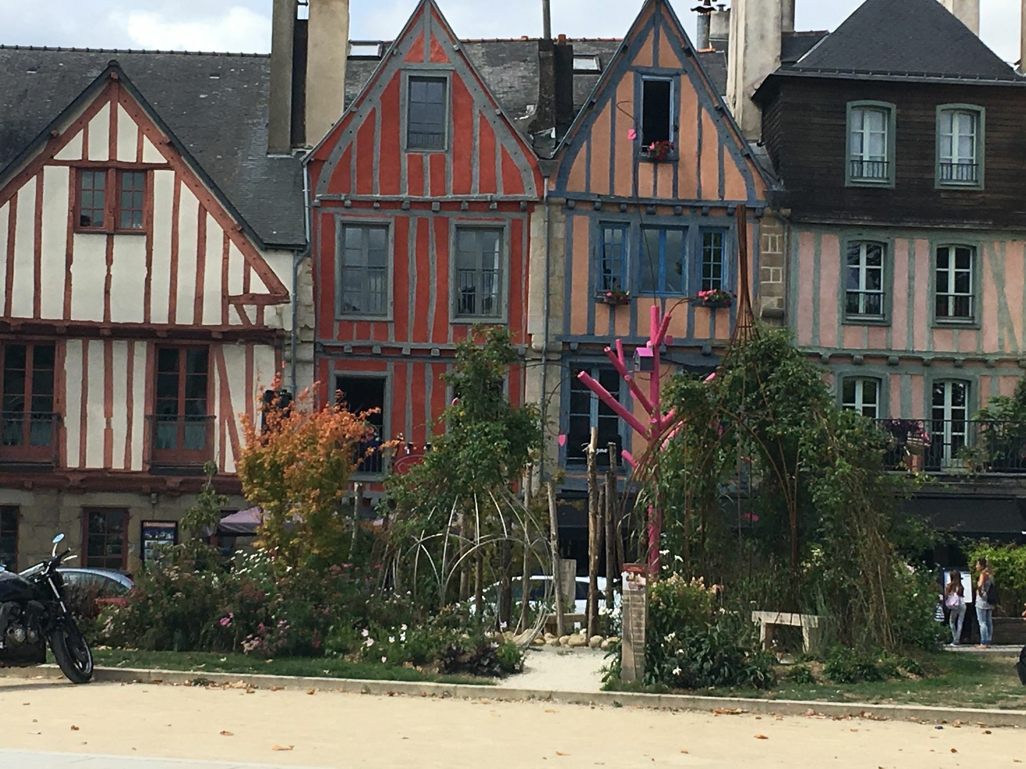 Quality Hotel La Marebaudiere Vannes Centre Exterior foto